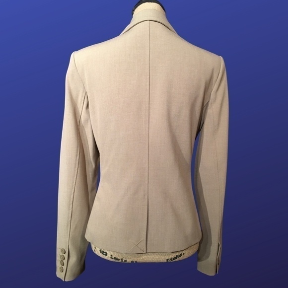 𝅺new YORK & COMPANY STRETCH Career Blazer Jacket, TAN, NWOT, Size 14 - Picture 2 of 9